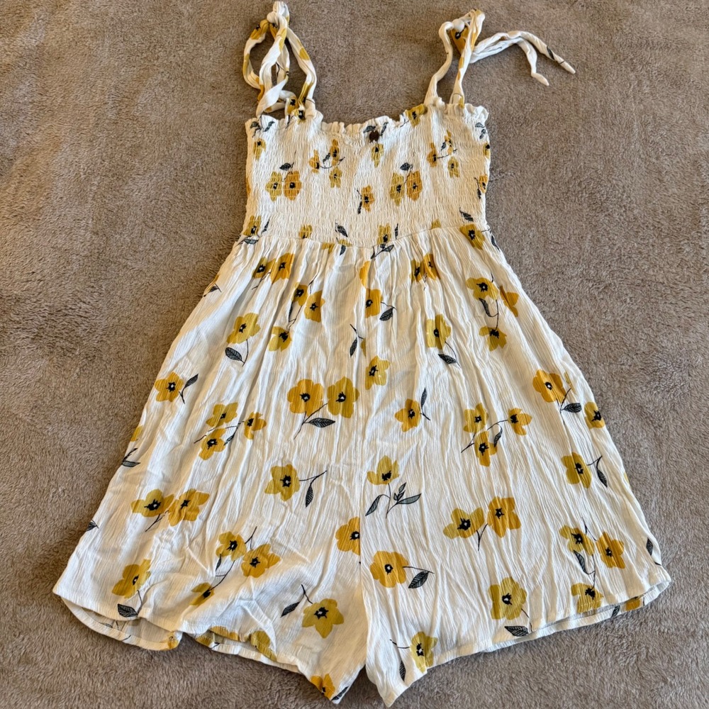 Billabong Womens Yellow Floral Smocked Tie Shoulder Romper White Size Medium - Picture 2 of 7